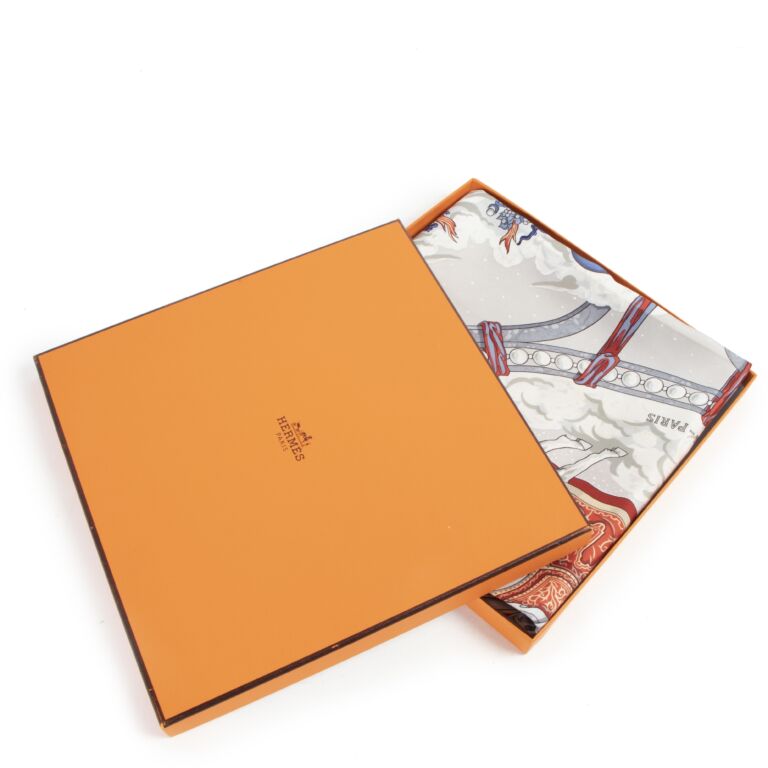 Hermès Cavalier Des Nuages Silk Scarf ○ Labellov ○ Buy and Sell