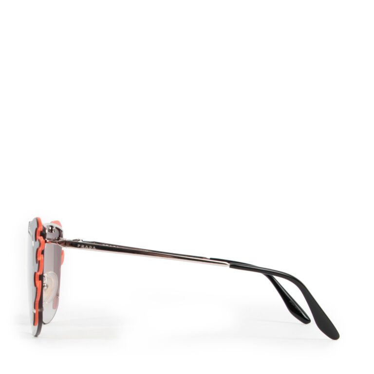 Prada hot sale flame glasses