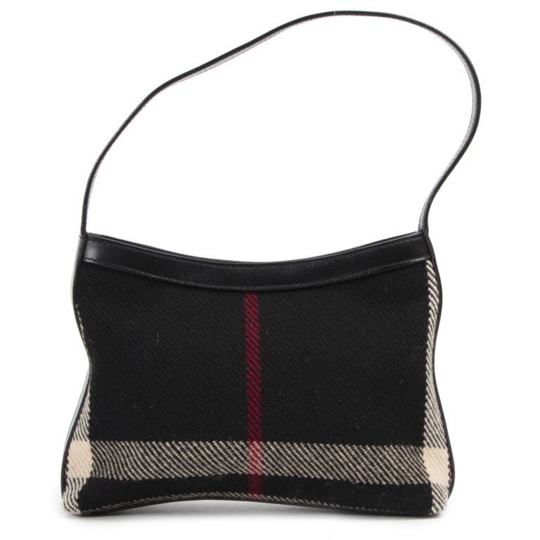 Burberry black outlet check bag
