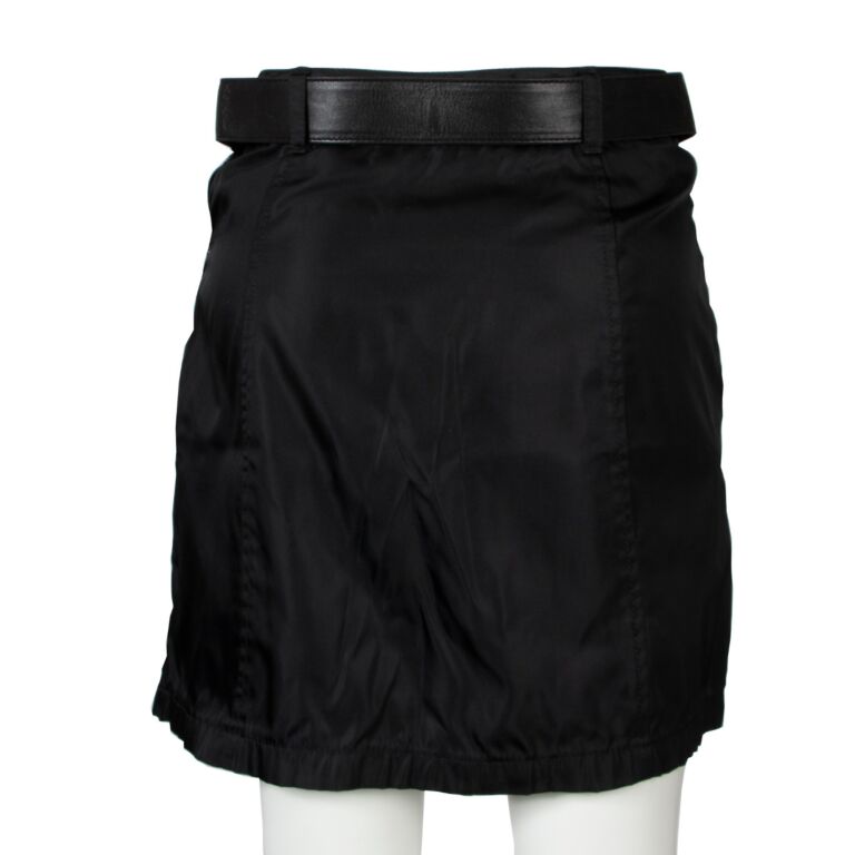 【半額】 Belt with Skirt Nylon Black Prada - Labellov ○ M size ひざ丈スカート