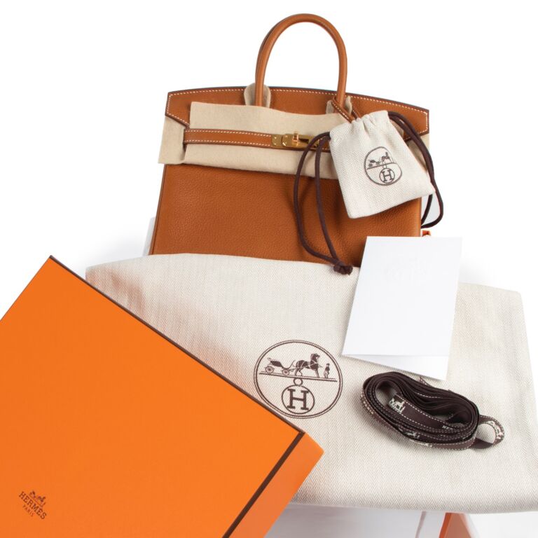 HERMÈS Birkin 25 handbag in Fauve Barenia leather with Gold