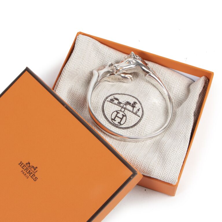 Hermes store horse bangle