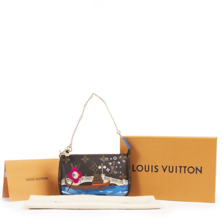Louis Vuitton Mini Pochette Accessoires - Touched Vintage