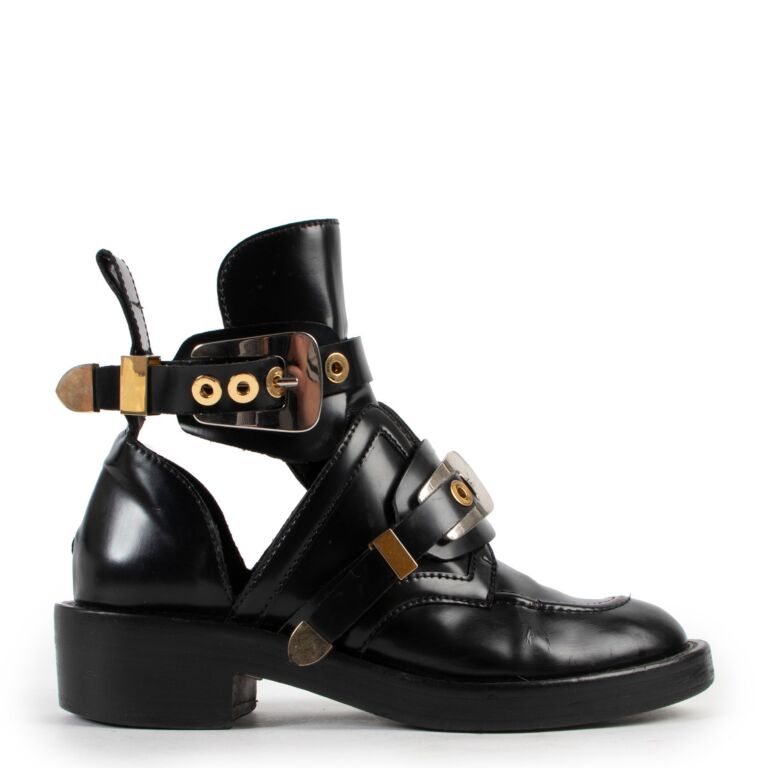 Balenciaga Black Buckle Boots size 39 Labellov Buy and Sell Authentic Luxury