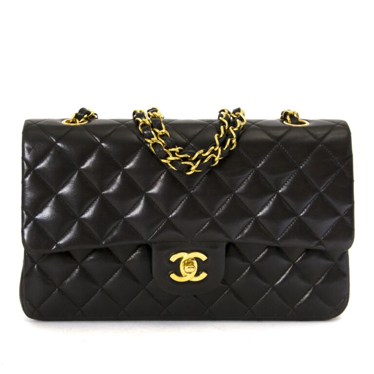 Chanel store seconde main