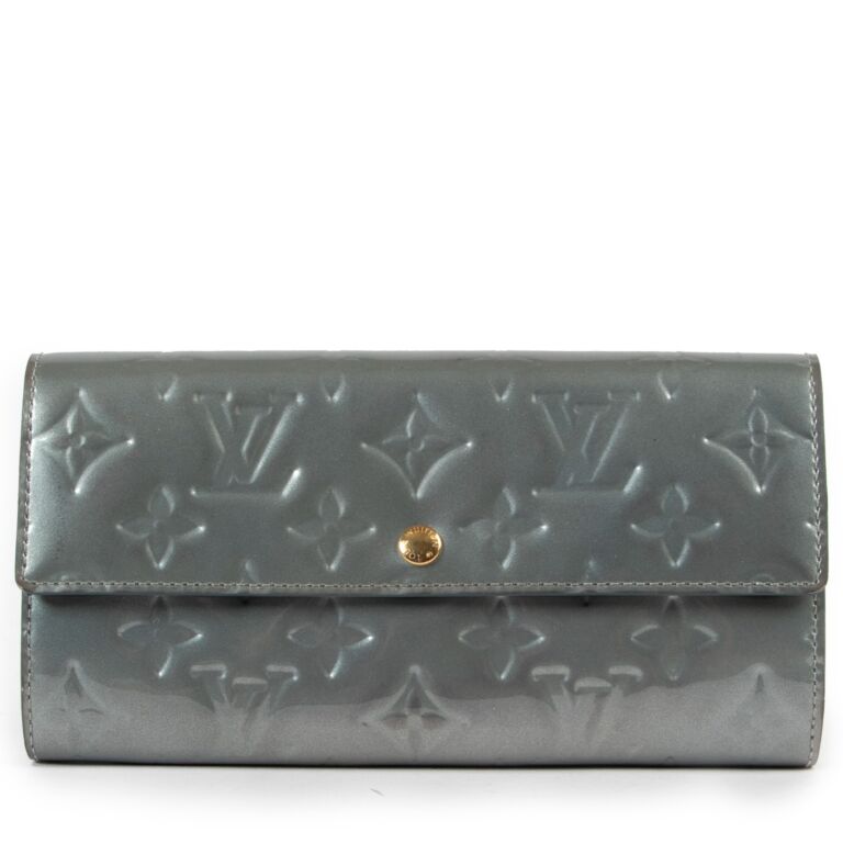 Leather wallet Louis Vuitton Grey in Leather - 31467077