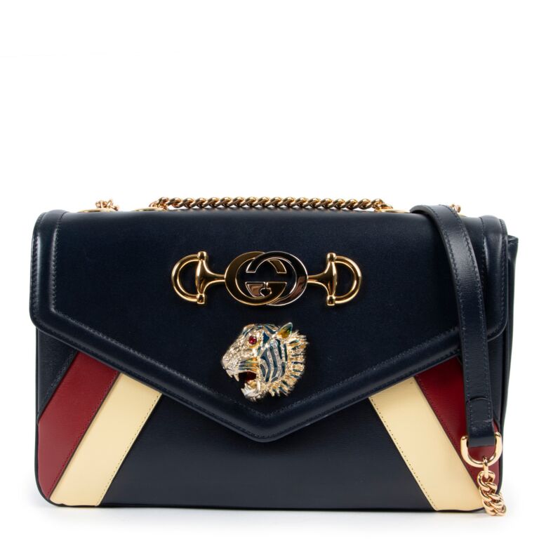 Gucci tiger shoulder bag discount