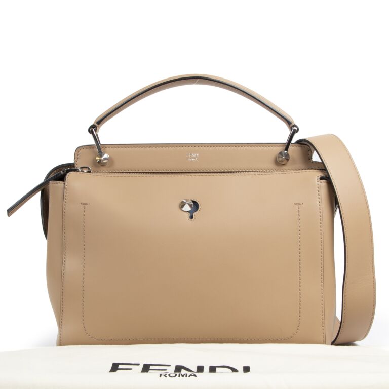 fyrværkeri laver mad Venlighed Fendi Beige Leather Dotcom Top Handle Bag ○ Labellov ○ Buy and Sell  Authentic Luxury