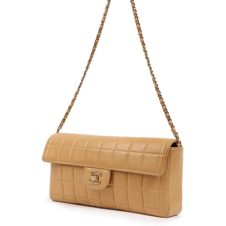 Chanel side bag price outlet
