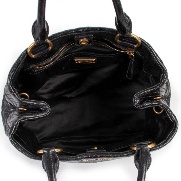 Vitello leather handbag Miu Miu Black in Leather - 33739435