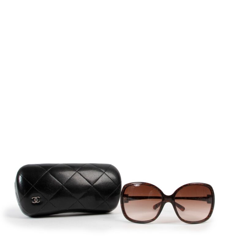 Chanel Oval Brown Sunglasses Studded Quilted - Gem