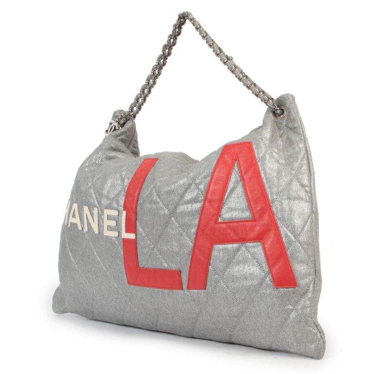 Chanel Cruise 2008 Runway Silver & Red LA Shoulder Bag ○ Labellov