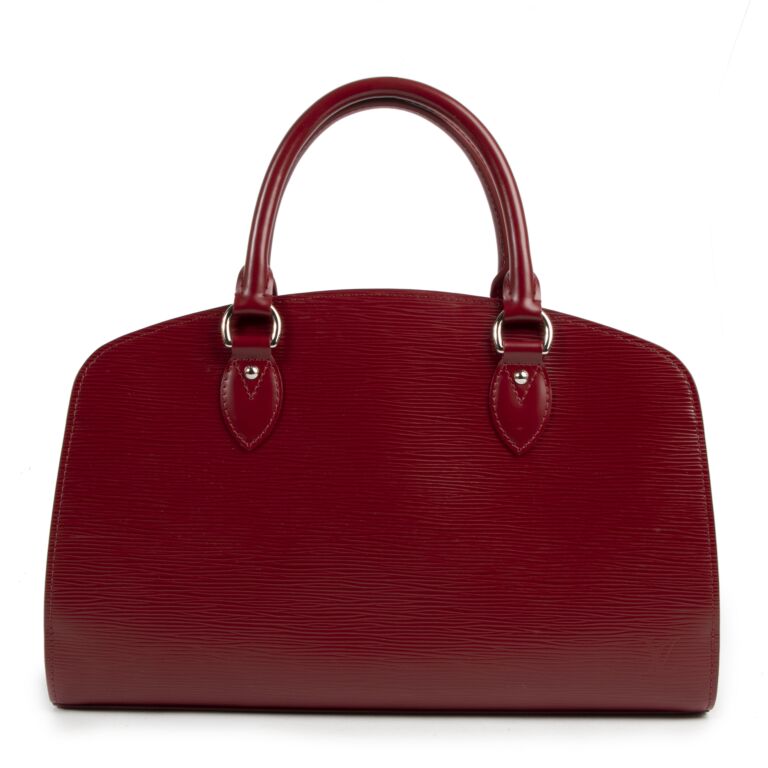 Louis vuitton new arrivals epi pont neuf