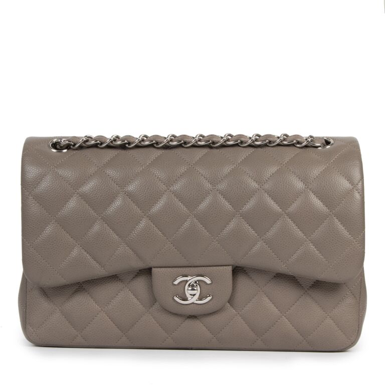 Chanel flap 2025 caviar