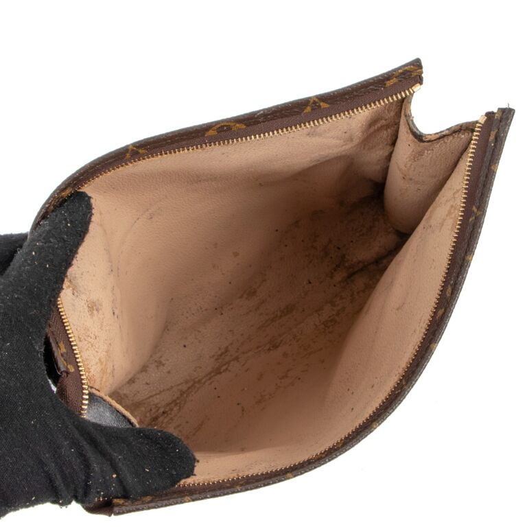Louis vuitton toiletry pouch discount 25