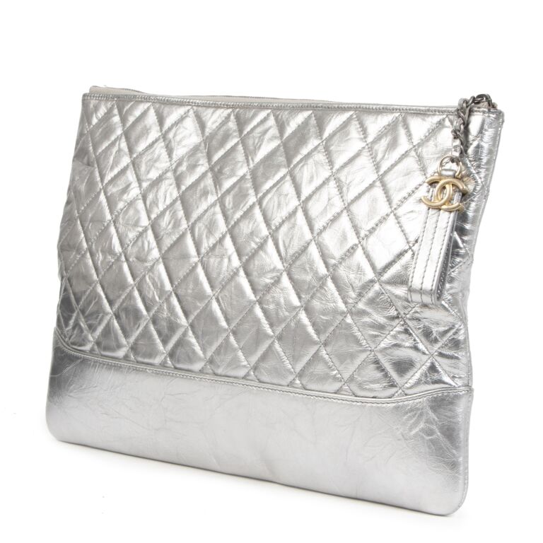 Chanel Gabrielle O Case Silver Metallic Quilted Leather Clutch ○ Labellov ○  Buy and Sell Authentic Luxury