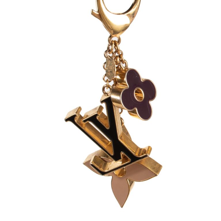 Louis Vuitton Gold Key Holder ○ Labellov ○ Buy and Sell