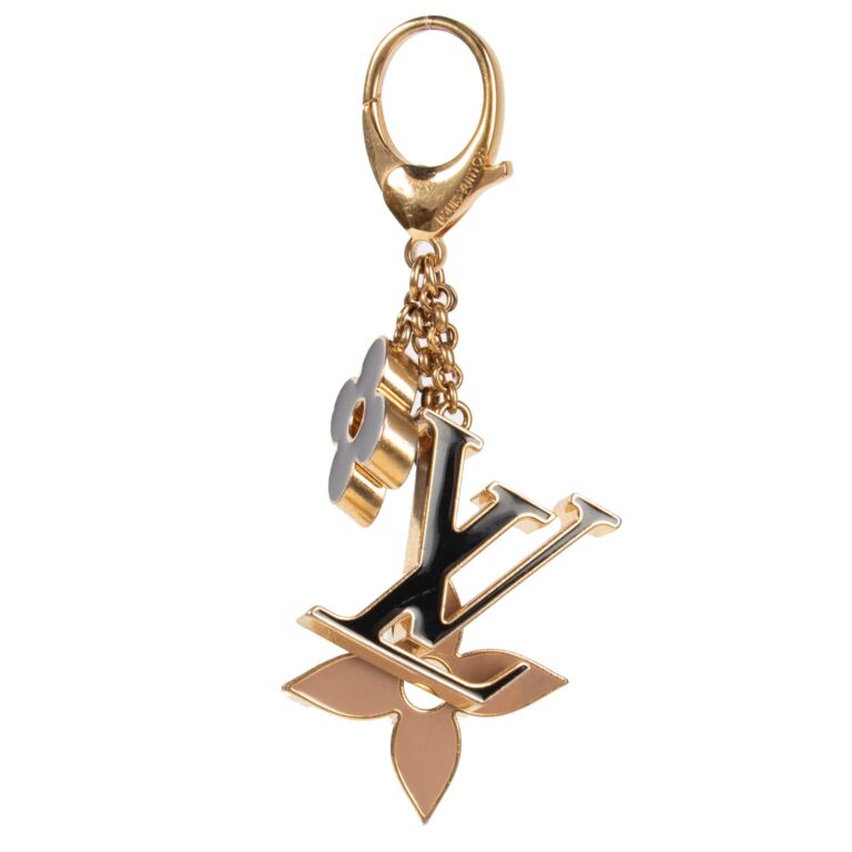 Louis Vuitton Gold Key Holder ○ Labellov ○ Buy and Sell