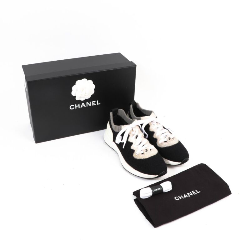 Chanel Black & Gold Sneakers - size 39 ○ Labellov ○ Buy and Sell