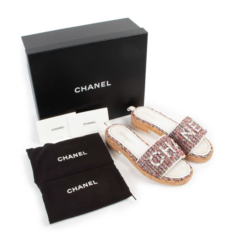 Chanel Spring/Summer 2021 Multicolor Tweed Silver Chain Cork Sandals - Size  38 ○ Labellov ○ Buy and Sell Authentic Luxury