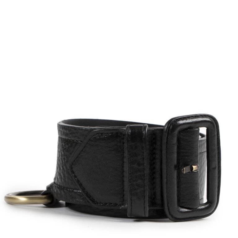 Burberry Black Leather Belt size 90 Labellov Buy and Sell Authentic Luxury