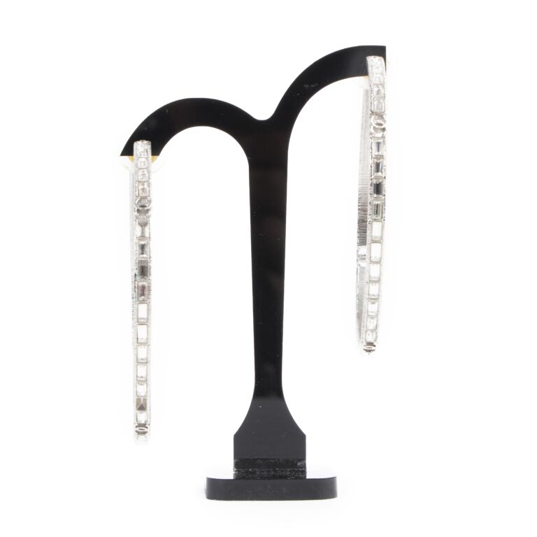 Chanel Hoop Double CC Logo ○ Labellov ○ Buy and Sell Authentic