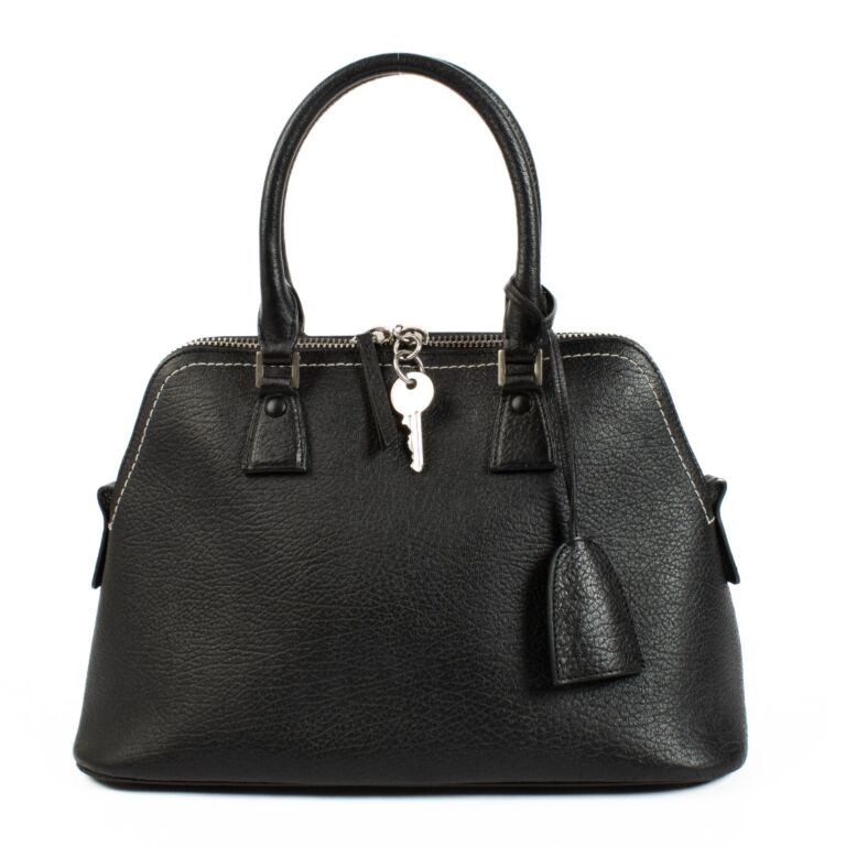Maison Margiela Black 5AC Classique Medium Bag ○ Labellov