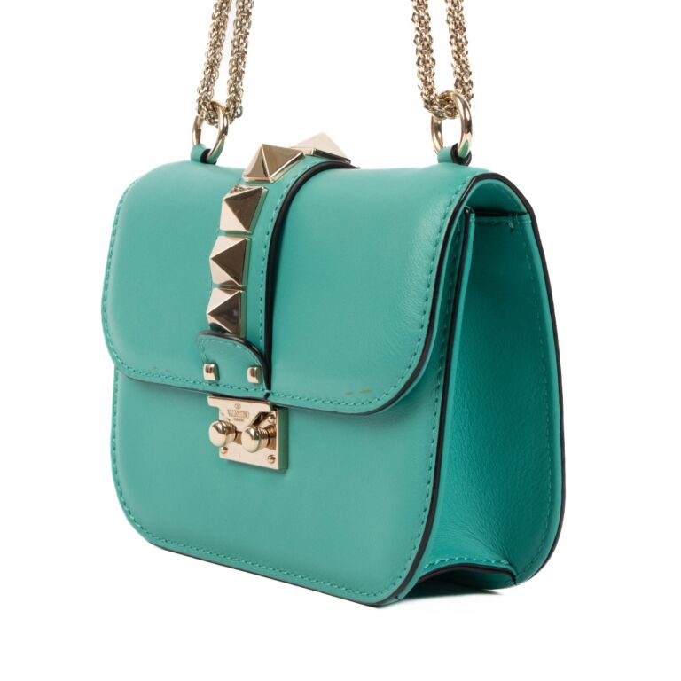 Valentino garavani glam lock shoulder bag top