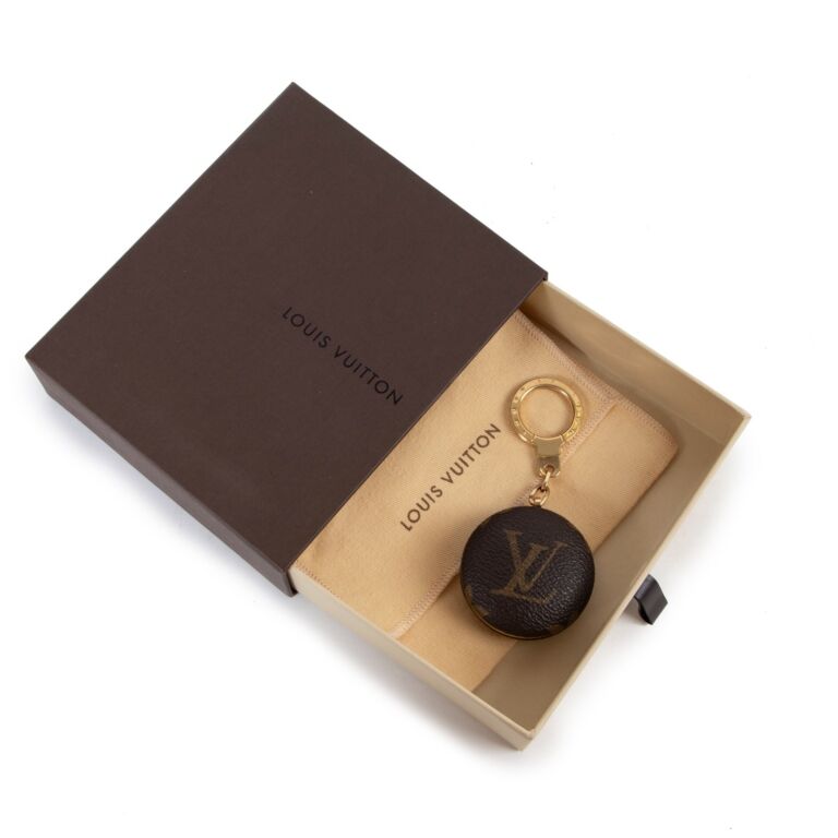 Louis Vuitton Bag Charm Circle Epi Charm And Key Holder. Box Receipt