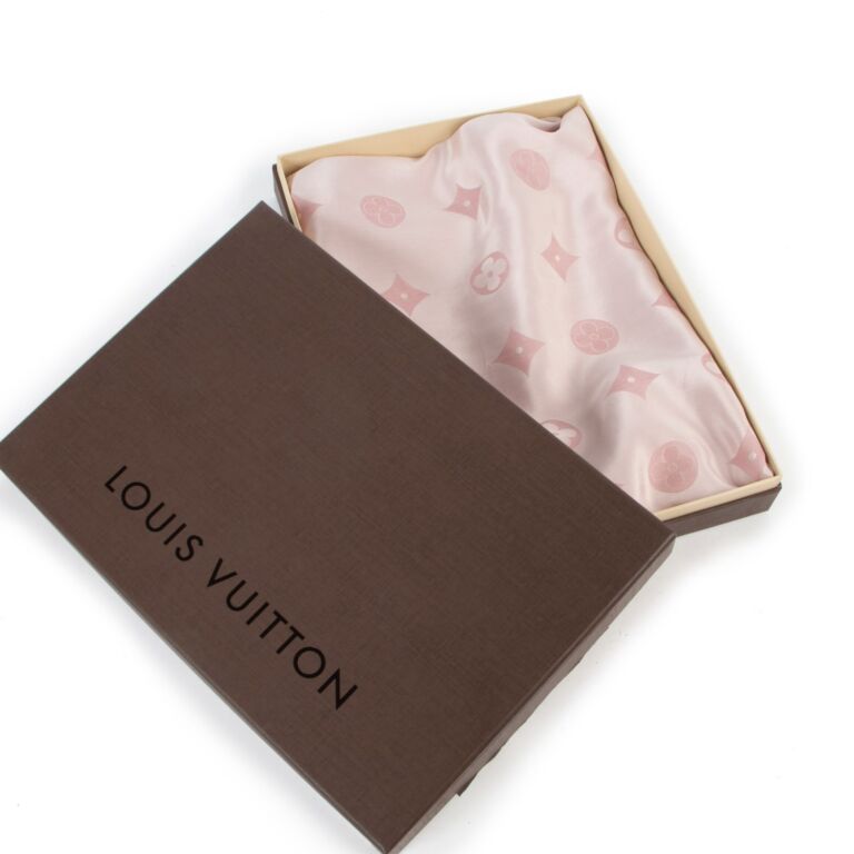 Louis Vuitton Pink Blossom Print Silk Twill Scarf 90 at 1stDibs  louis  vuitton pink silk scarf, louis vuitton silk scarf, lv scarf pink