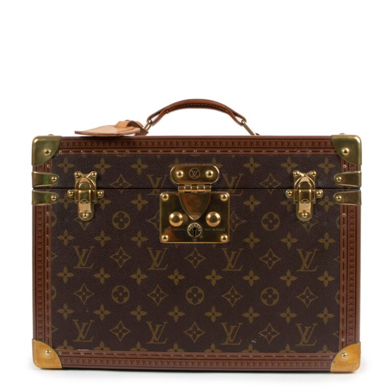 LOUIS VUITTON Monogram Canvas Boite Gold Trim Travel Cosmetic Vanity Trunk  Case For Sale at 1stDibs