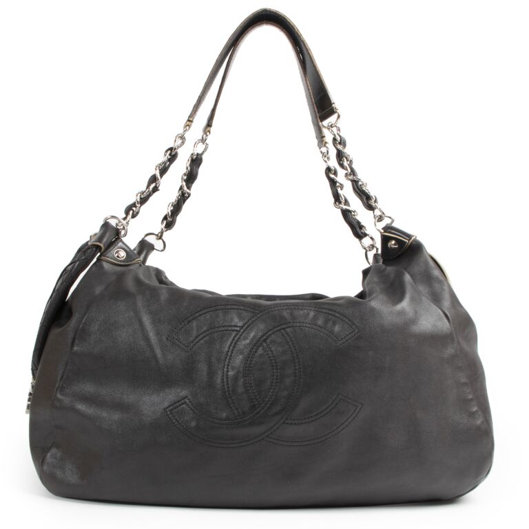 Used Black Chanel Vintage Black Beige Leather Jacket Shoulder Bag Limited  Edition Houston,TX