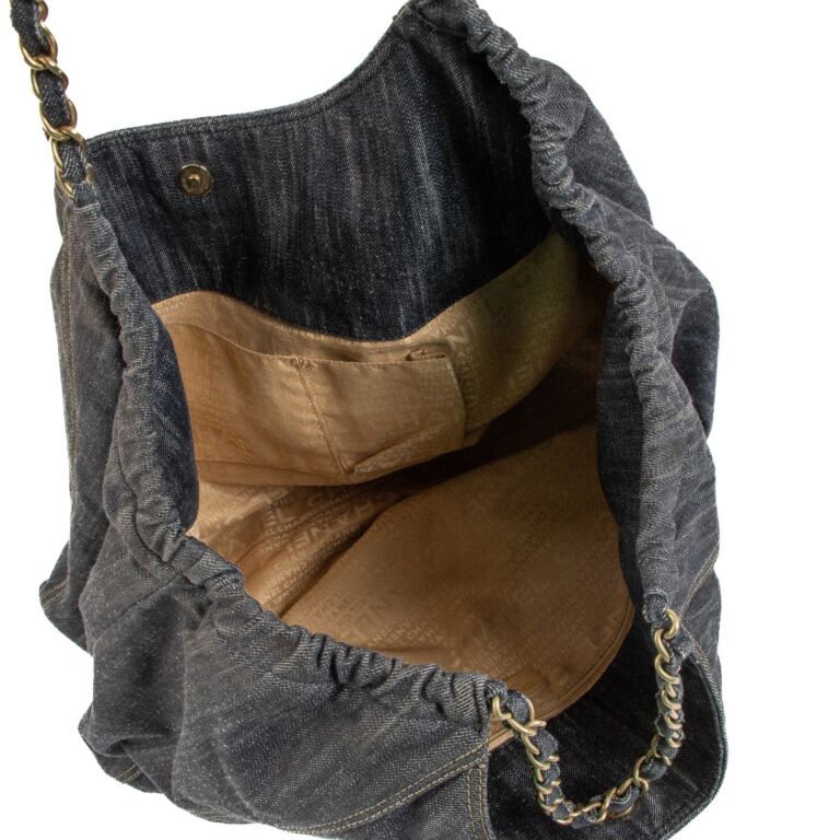 Chanel Coco Cabas Denim Hobo Bag ○ Labellov ○ Buy and Sell