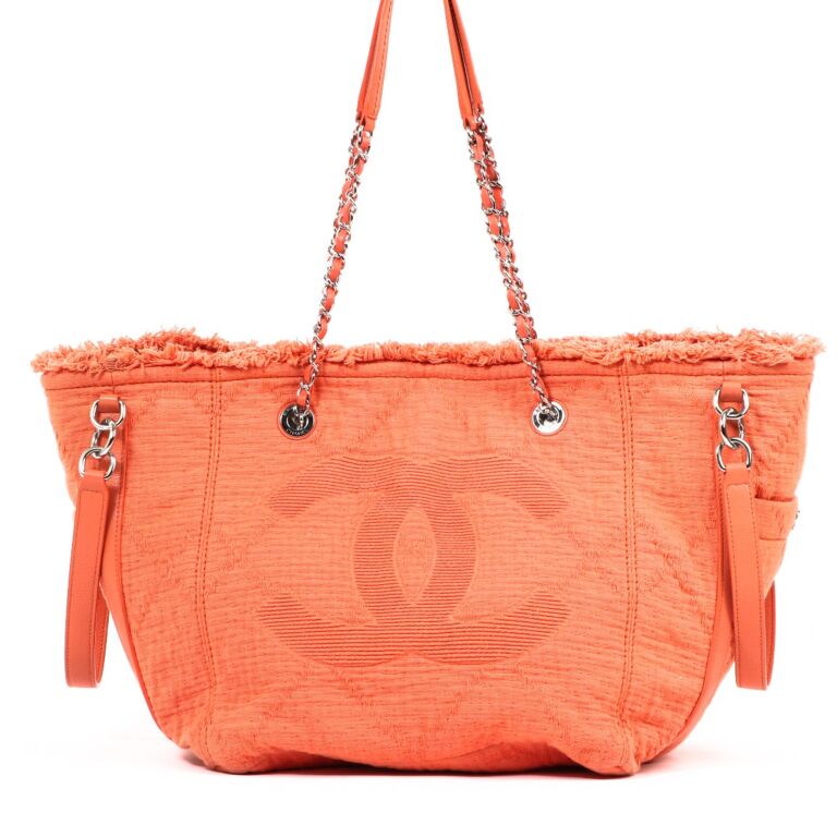 Chanel double face tote outlet