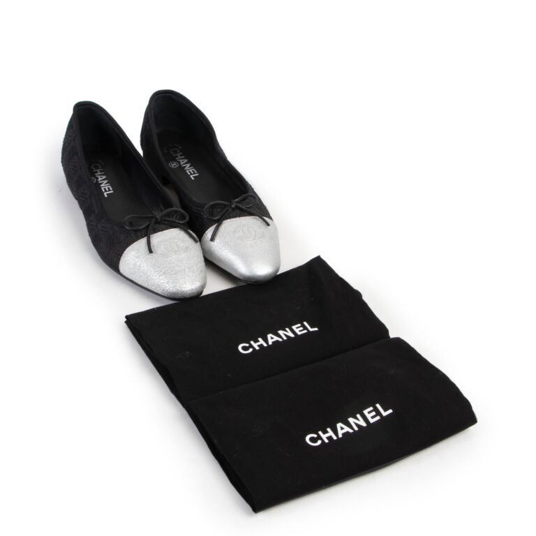Chanel Black and Silver Ballerina Flats - Size 39,5 ○ Labellov