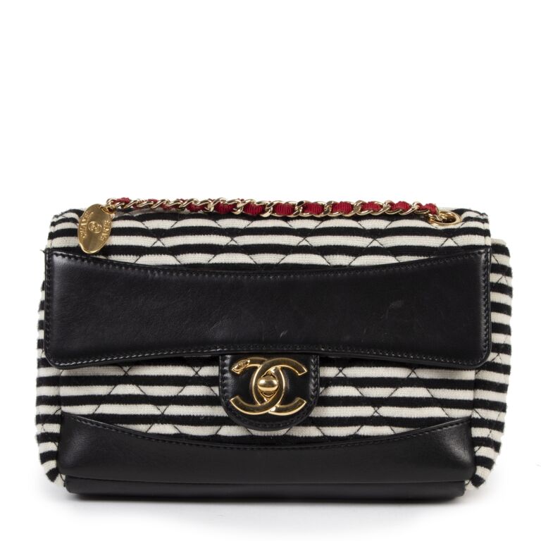Chanel lambskin jersey online coco sandals