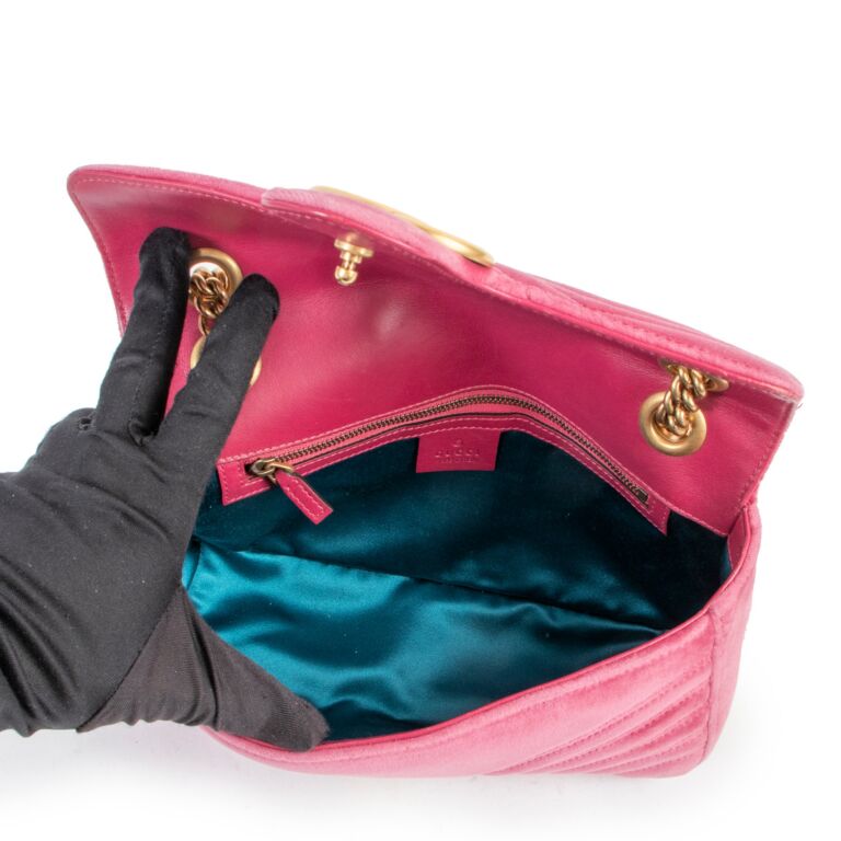 Pink velvet gucci bag outlet