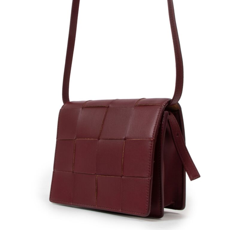 Bottega Veneta Bordeaux Cassette Mini Crossbody Bag Labellov