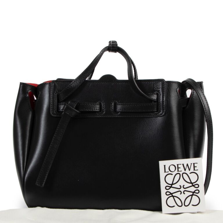 Loewe Black Lazo Cross-body Bag ○ Labellov ○ Buy and Sell