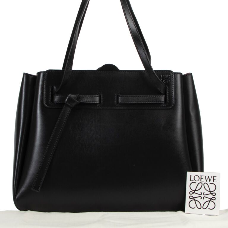 Loewe lazo hotsell tote