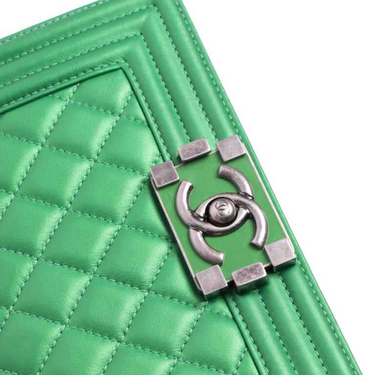 Chanel Green Quilted Small Boy Bag ○ Labellov ○ Buy and Sell Authentic  Luxury