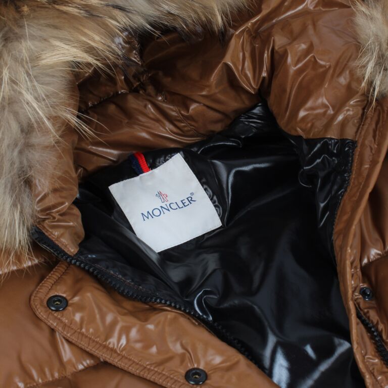 MONCLER ブラウン ダウンジャケット ファー付き　アルベルタ MONCLER ブラウン ダウンジャケット ファー付き アルベルタ