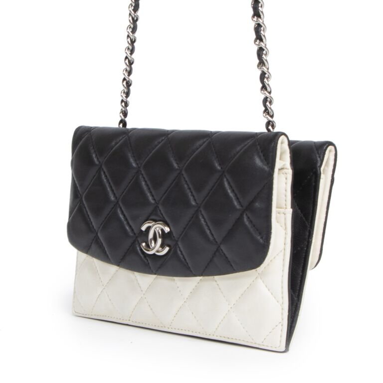 Black and white store quilted chanel bag