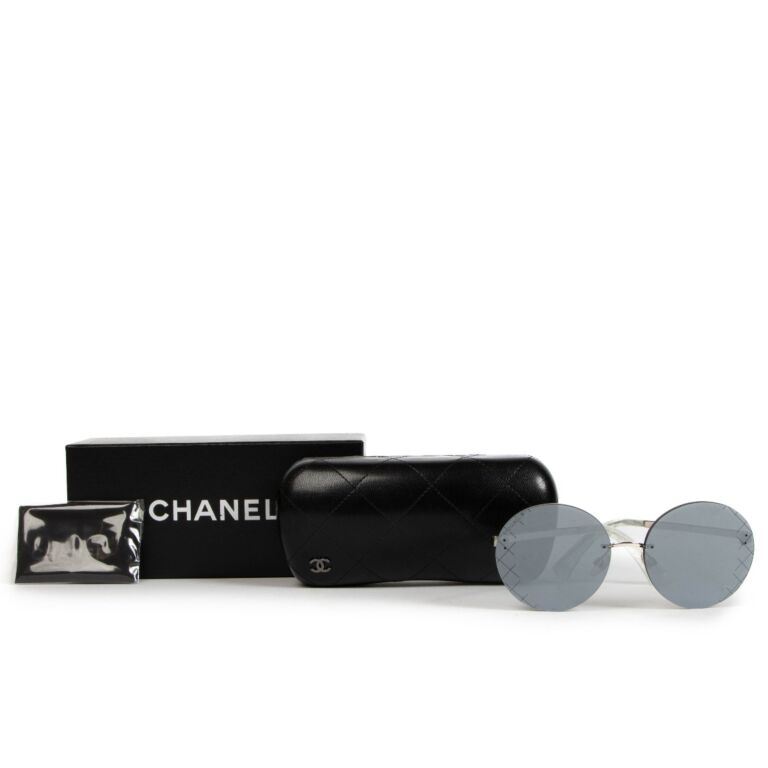 Chanel Black Round Sunglasses Labellov Buy and Sell