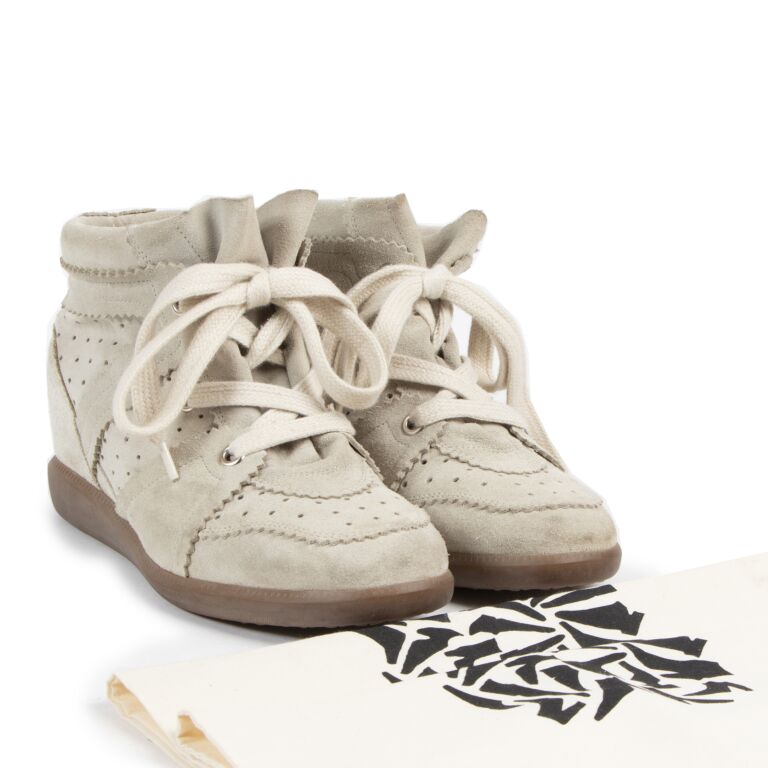 Jolly Mere end noget andet undskyld Isabel Marant Beige Suede Bobby Wedge Sneakers - Size 39 ○ Labellov ○ Buy  and Sell Authentic Luxury