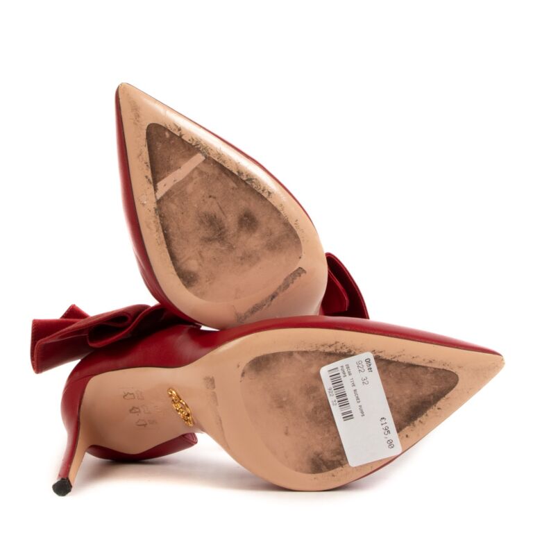 Oscar tiye store sale