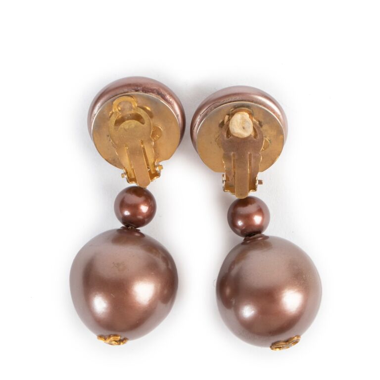 Chanel Rose Gold CC Clip-On Earrings ○ Labellov ○ Buy and Sell
