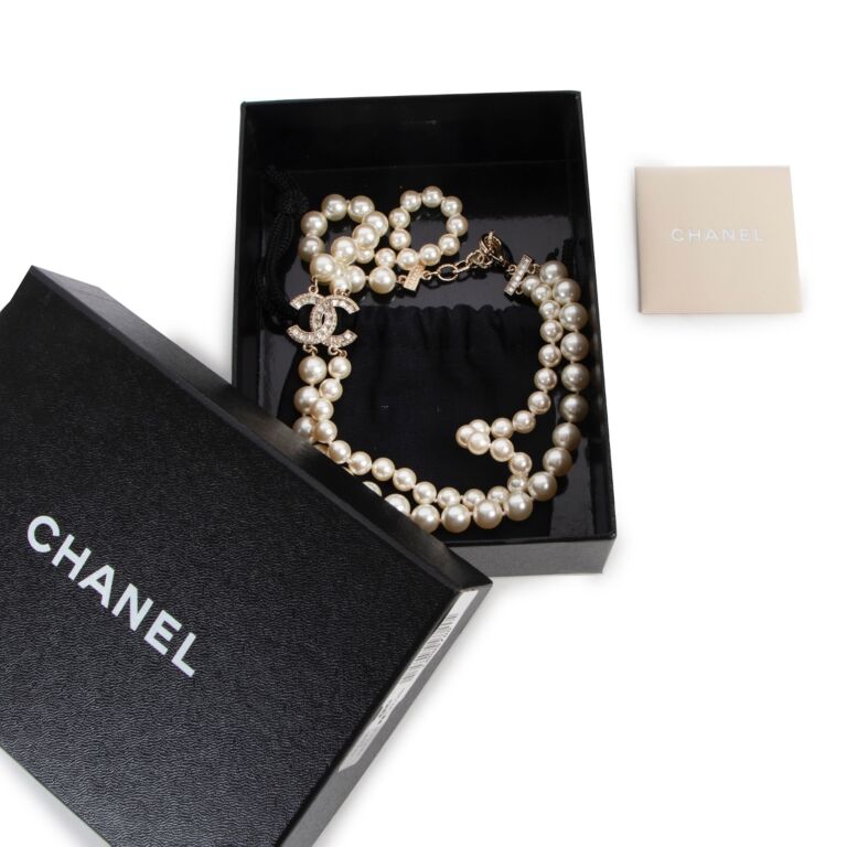 Chanel Perfume Bottle GP Rhinestone Faux Pearl Necklace