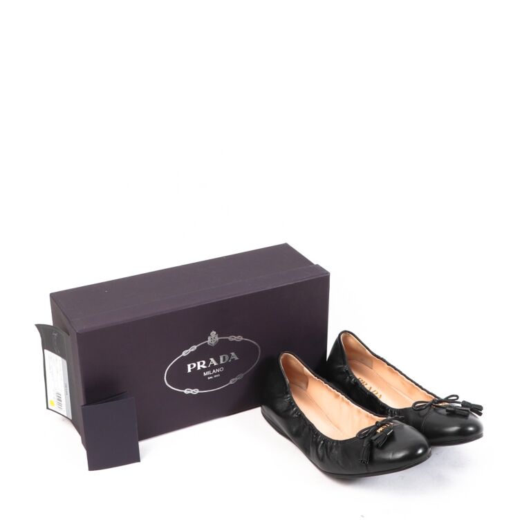 PRADA プラダ フラットシューズ