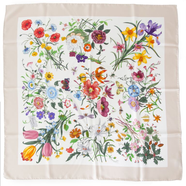 Gucci flora hot sale silk scarf